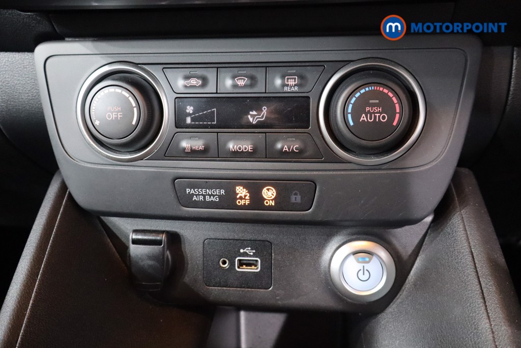 Nissan Leaf Acenta Automatic Electric Hatchback - Stock Number (1556249) - 13th supplementary image