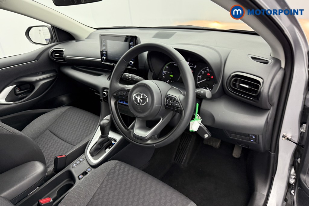 Toyota Yaris Icon Automatic Petrol-Electric Hybrid Hatchback - Stock Number (1556607) - 3rd supplementary image