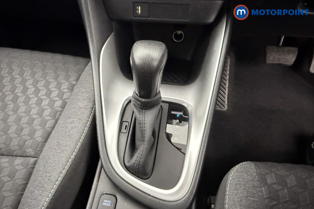 Toyota Yaris Icon Automatic Petrol-Electric Hybrid Hatchback - Stock Number (1556607) - 10th supplementary image