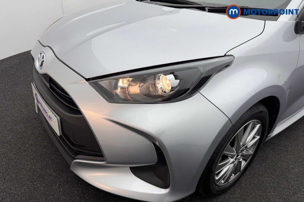 Toyota Yaris Icon Automatic Petrol-Electric Hybrid Hatchback - Stock Number (1556607) - 26th supplementary image