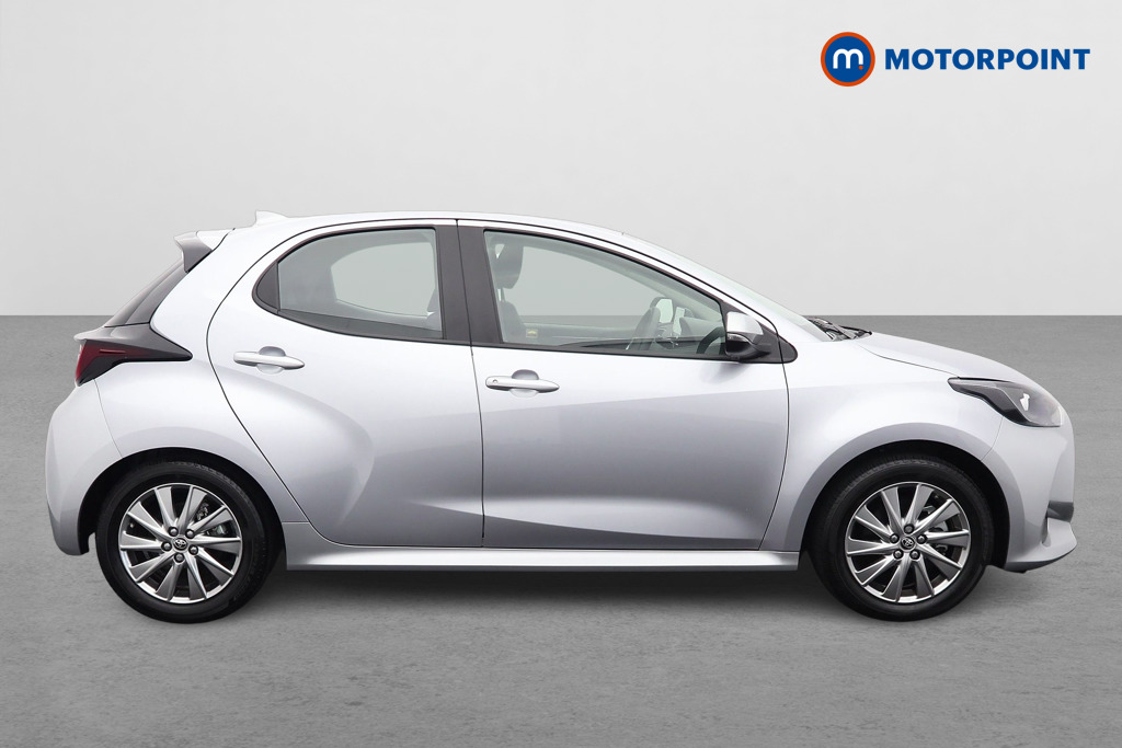 Toyota Yaris Icon Automatic Petrol-Electric Hybrid Hatchback - Stock Number (1556607) - Drivers side