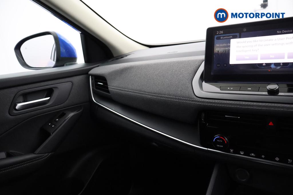 Nissan Qashqai Acenta Premium Automatic Petrol SUV - Stock Number (1529417) - 6th supplementary image