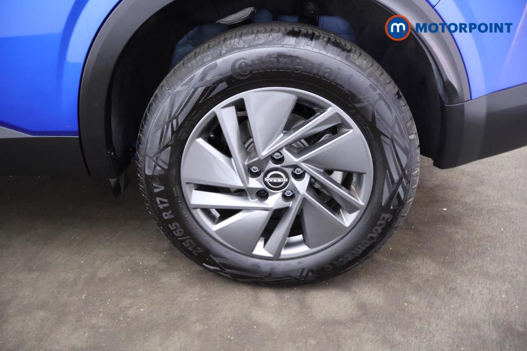 Nissan Qashqai Acenta Premium Automatic Petrol SUV - Stock Number (1529417) - 16th supplementary image