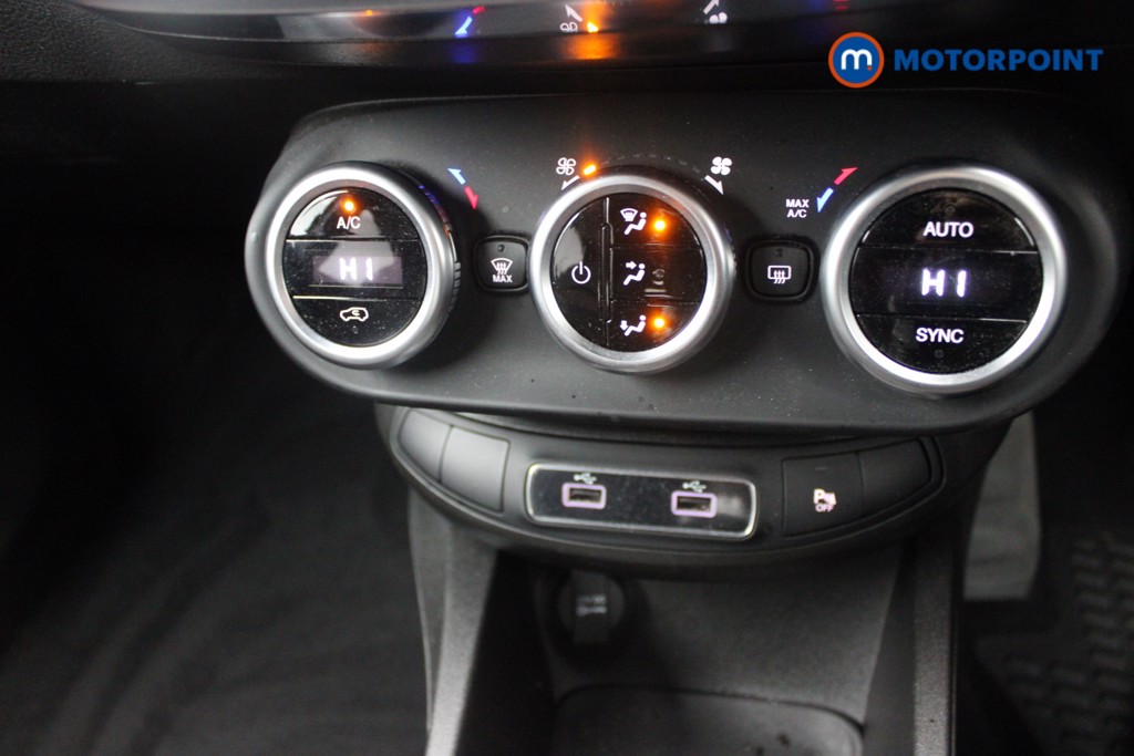 Fiat 500X RED Manual Petrol SUV - Stock Number (1536211) - 9th supplementary image