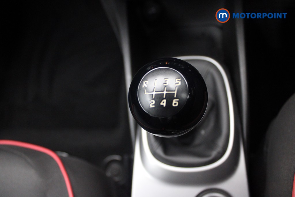 Fiat 500X RED Manual Petrol SUV - Stock Number (1536211) - 10th supplementary image