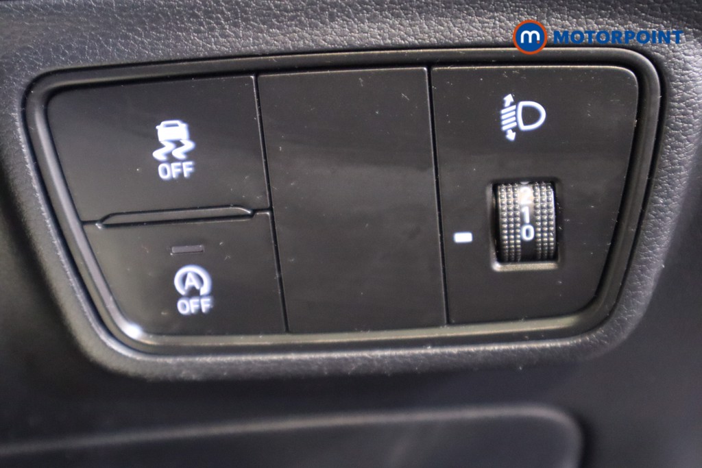 Hyundai Tucson Se Connect Manual Petrol SUV - Stock Number (1539723) - 14th supplementary image
