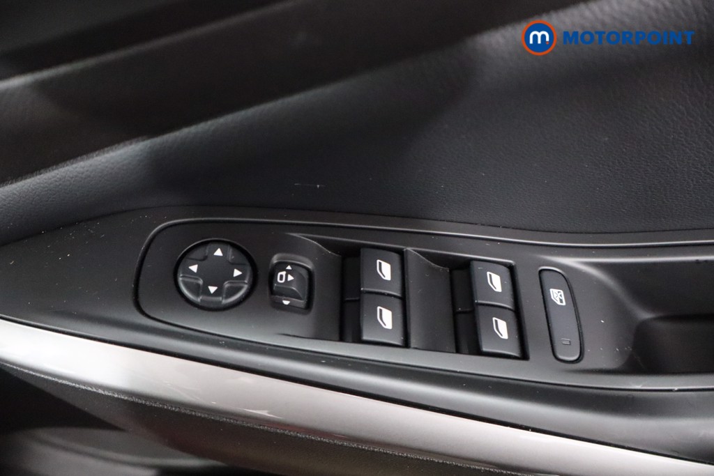 Vauxhall Grandland Ultimate Manual Petrol SUV - Stock Number (1539932) - 17th supplementary image