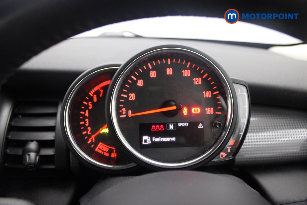 Mini Hatchback Cooper Manual Petrol Hatchback - Stock Number (1540736) - 4th supplementary image