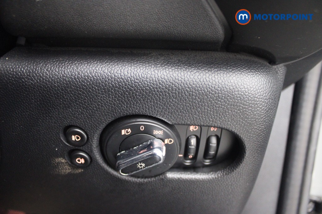Mini Hatchback Cooper Manual Petrol Hatchback - Stock Number (1540736) - 13th supplementary image