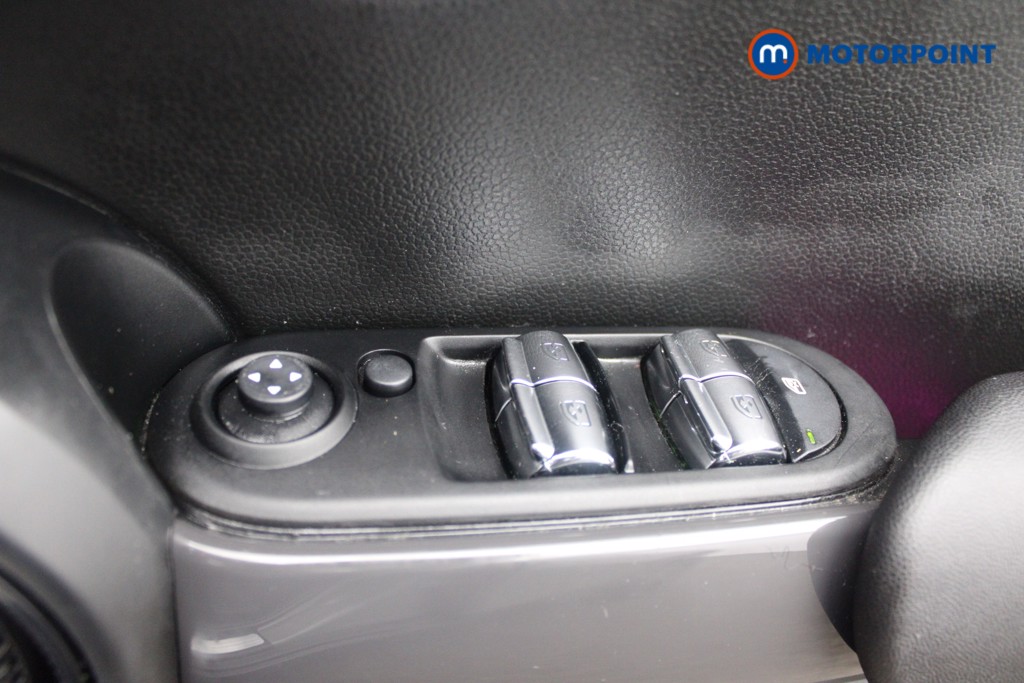 Mini Hatchback Cooper Manual Petrol Hatchback - Stock Number (1540736) - 15th supplementary image