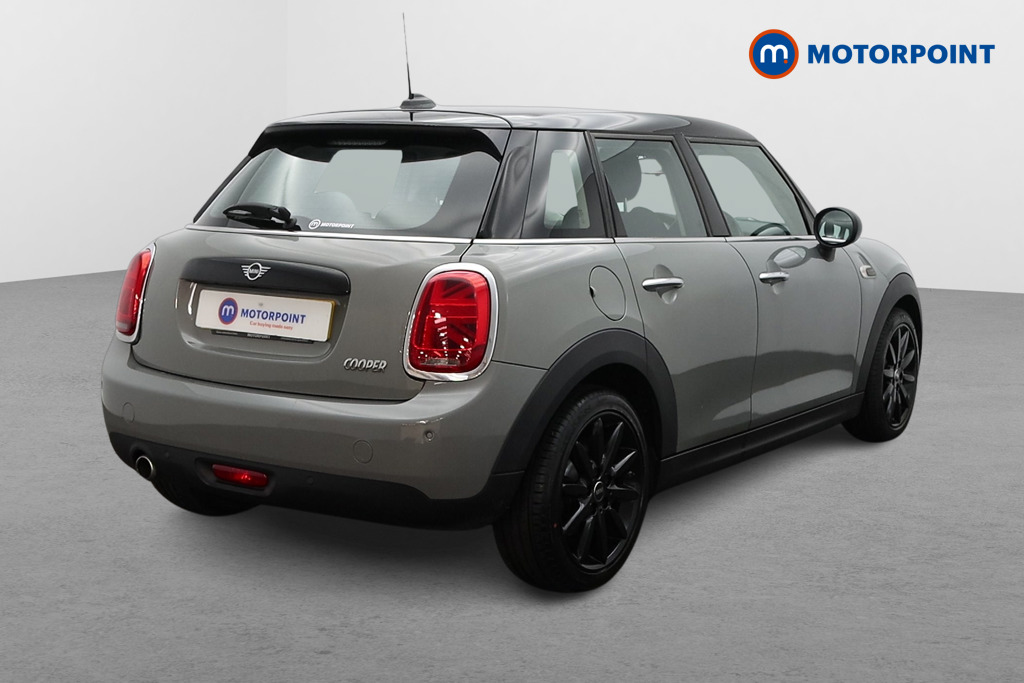 Mini Hatchback Cooper Manual Petrol Hatchback - Stock Number (1540736) - Drivers side rear corner