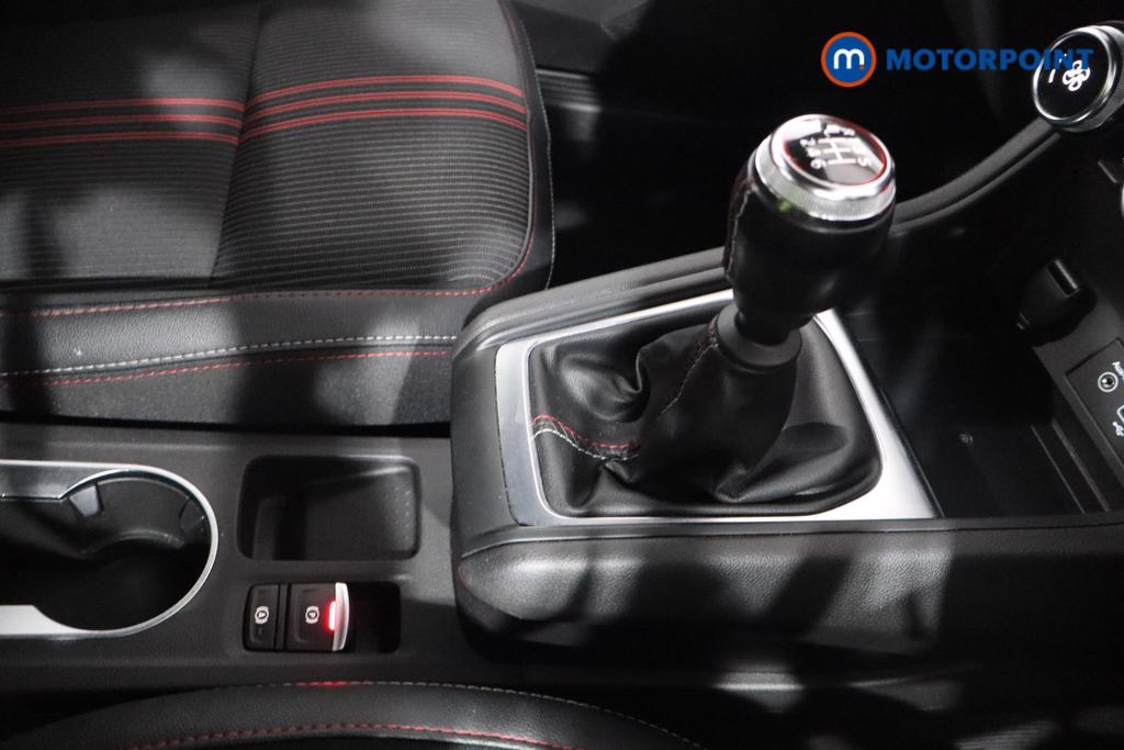 Renault Captur R.S. Line Manual Petrol-Electric Hybrid SUV - Stock Number (1542426) - 3rd supplementary image