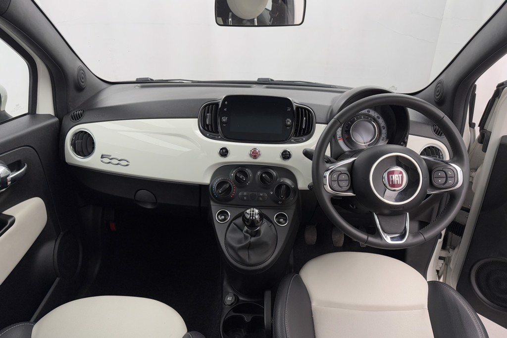 Fiat 500 Dolcevita Manual Petrol-Electric Hybrid Hatchback - Stock Number (1543116) - 2nd supplementary image