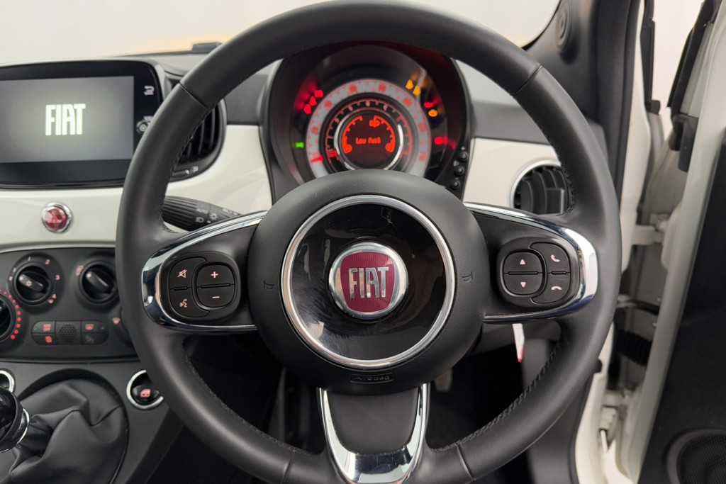 Fiat 500 Dolcevita Manual Petrol-Electric Hybrid Hatchback - Stock Number (1543116) - 3rd supplementary image
