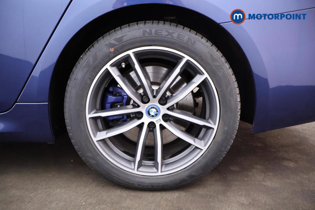 BMW 5 Series M Sport Automatic Petrol Plug-In Hybrid Estate - Stock Number (1543853) - 18th supplementary image
