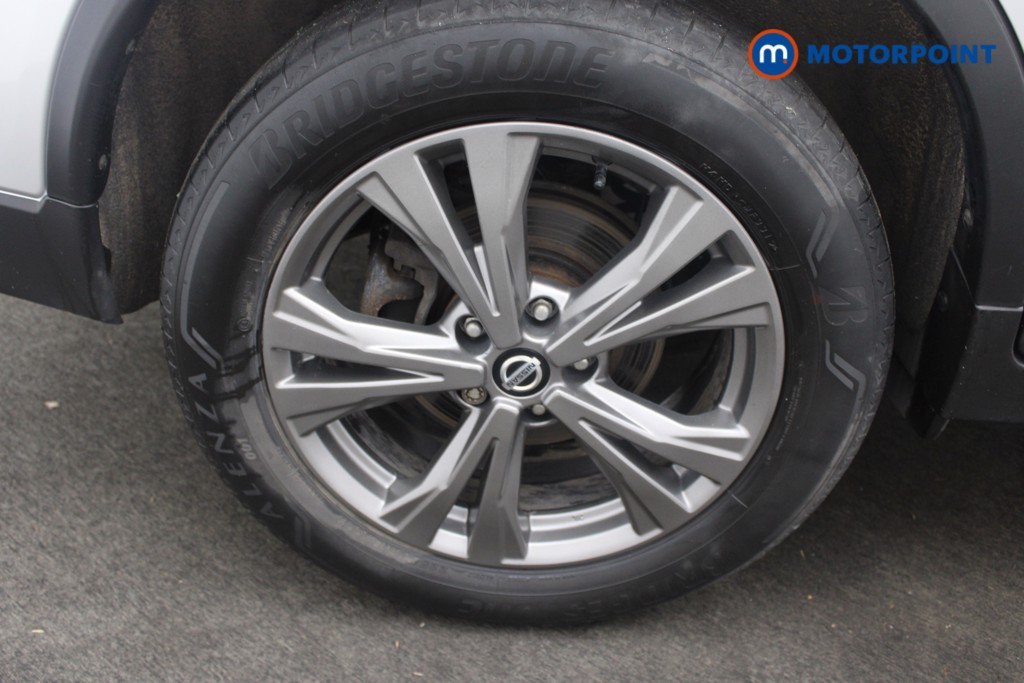Nissan X-Trail N-Connecta Manual Diesel SUV - Stock Number (1544769) - 20th supplementary image