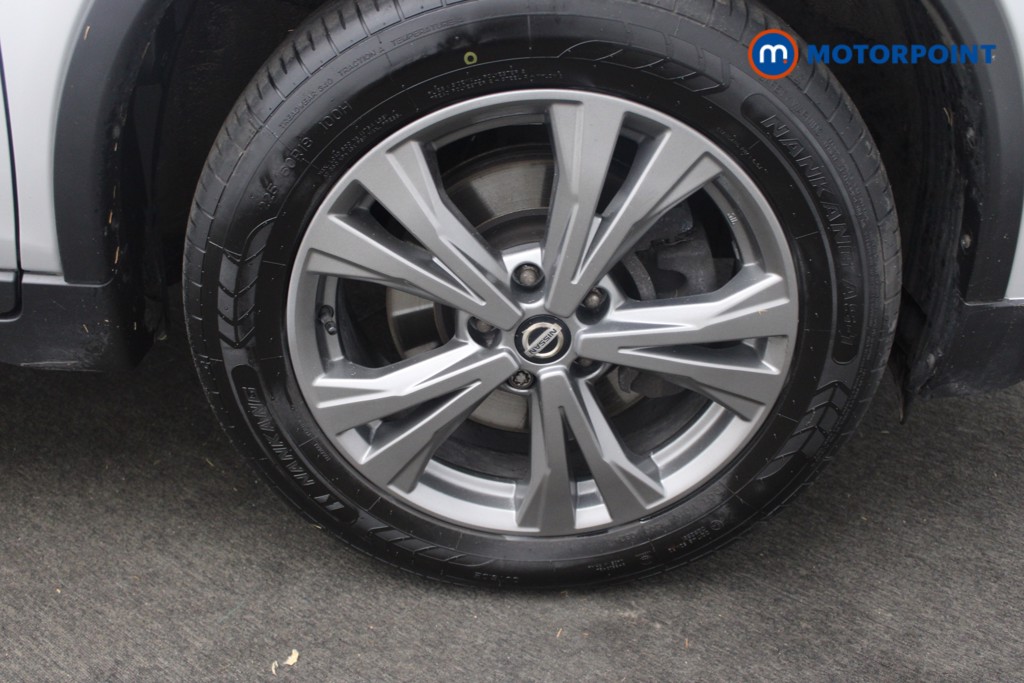Nissan X-Trail N-Connecta Manual Diesel SUV - Stock Number (1544769) - 22nd supplementary image