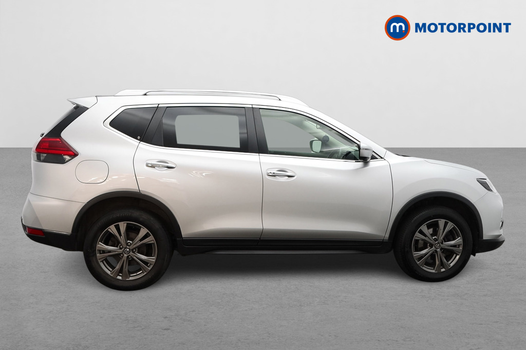 Nissan X-Trail N-Connecta Manual Diesel SUV - Stock Number (1544769) - Drivers side