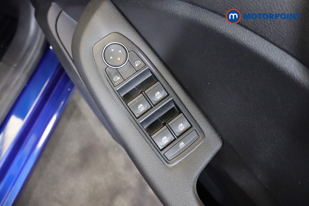 Renault Clio Iconic Edition Manual Petrol Hatchback - Stock Number (1545483) - 13th supplementary image