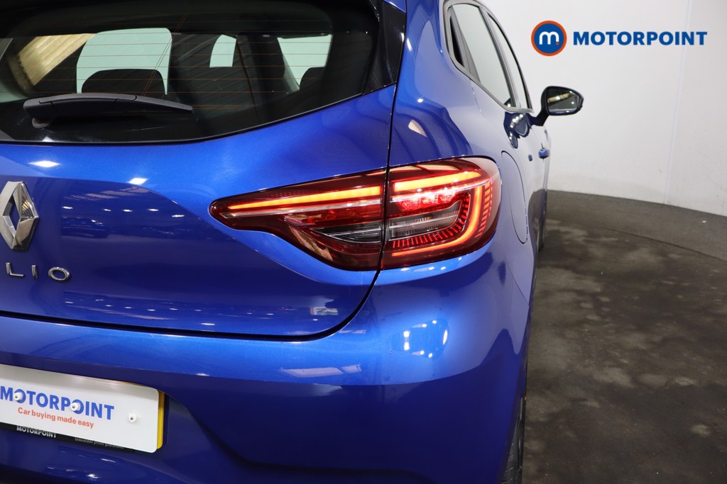 Renault Clio Iconic Edition Manual Petrol Hatchback - Stock Number (1545483) - 23rd supplementary image