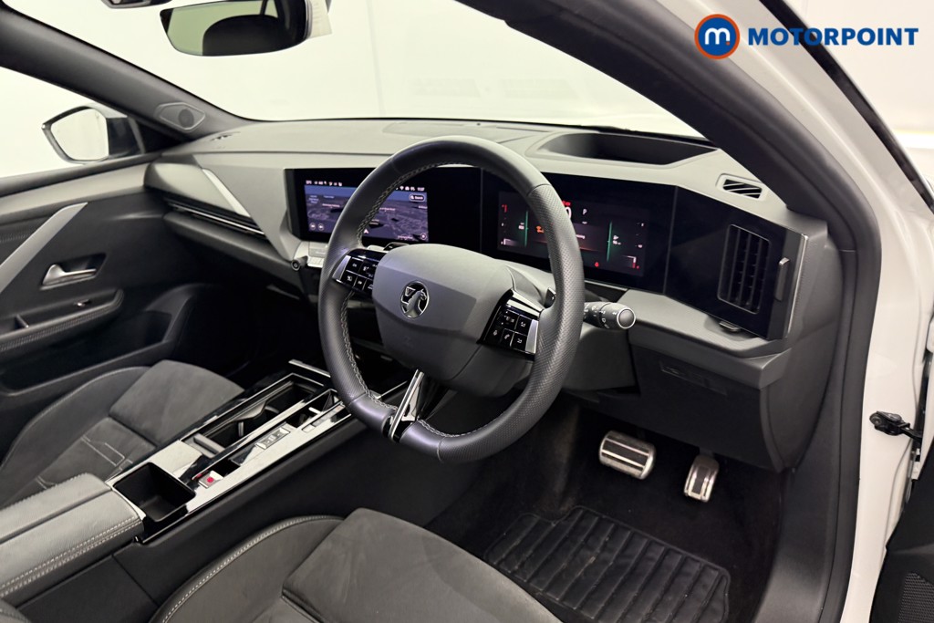 Vauxhall Astra Ultimate Automatic Diesel Hatchback - Stock Number (1547829) - 4th supplementary image