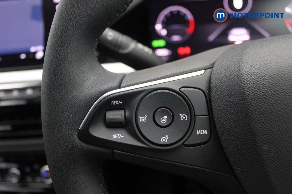 Vauxhall Grandland Ultimate Manual Petrol SUV - Stock Number (1547860) - 12th supplementary image