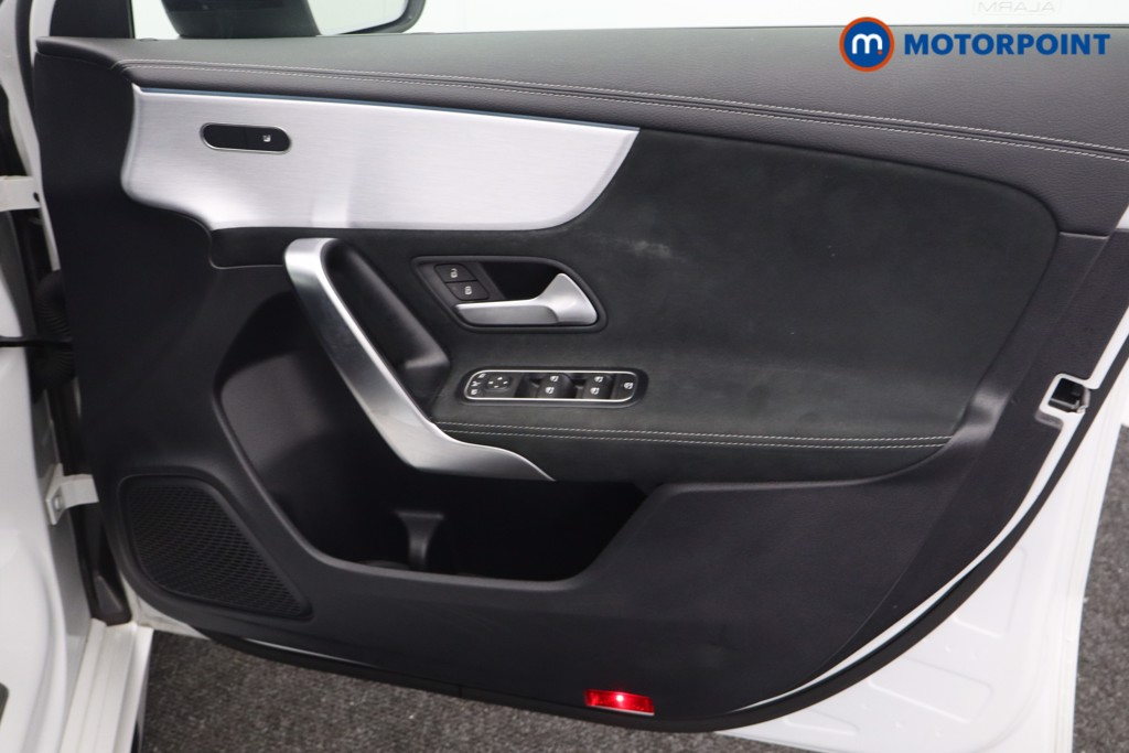 Mercedes-Benz A Class Amg Line Executive Edition Automatic Petrol Hatchback - Stock Number (1548923) - 15th supplementary image