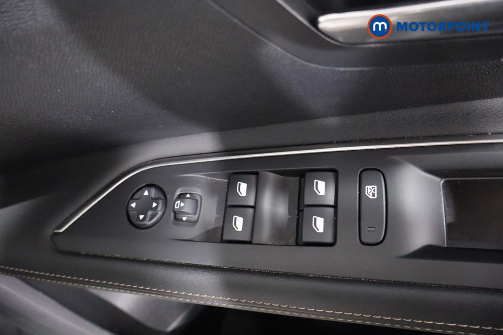 Peugeot 3008 Gt Line Manual Petrol SUV - Stock Number (1549297) - 17th supplementary image
