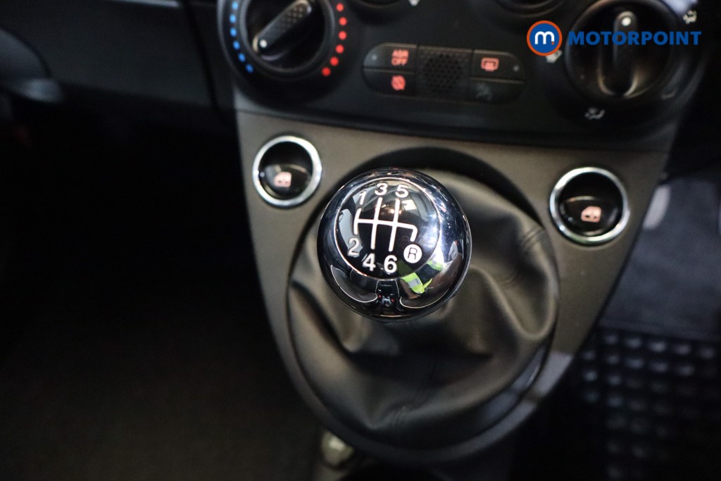 Fiat 500 Sport Manual Petrol-Electric Hybrid Hatchback - Stock Number (1549360) - 7th supplementary image