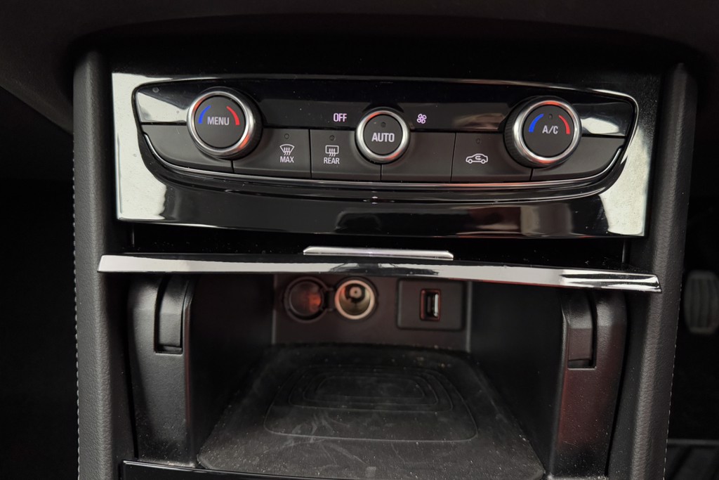 Vauxhall Grandland X Business Edition Nav Manual Diesel SUV - Stock Number (1549385) - 11th supplementary image