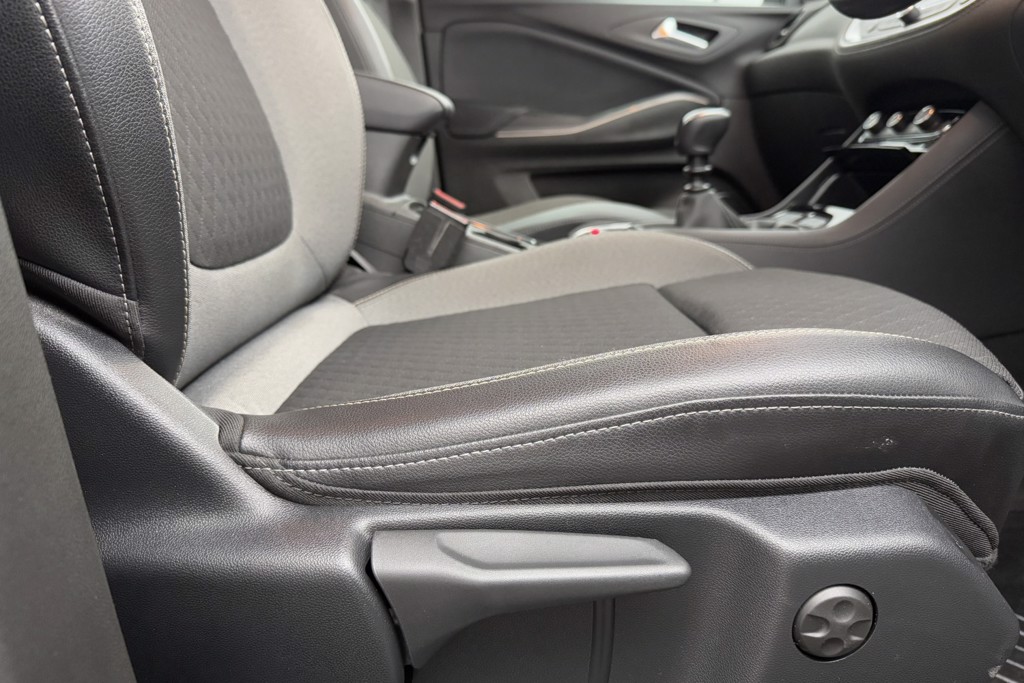 Vauxhall Grandland X Business Edition Nav Manual Diesel SUV - Stock Number (1549385) - 17th supplementary image