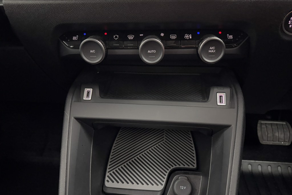 Citroen C4 Shine Plus Automatic Petrol Hatchback - Stock Number (1549387) - 15th supplementary image