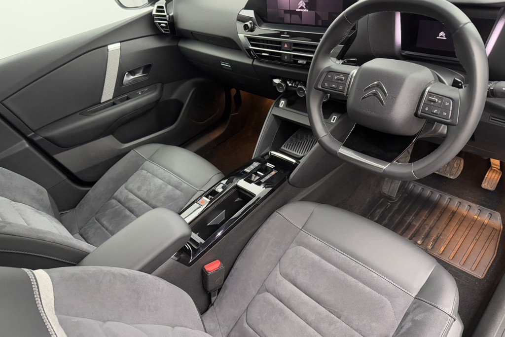 Citroen C4 Shine Plus Automatic Petrol Hatchback - Stock Number (1549387) - 1st supplementary image