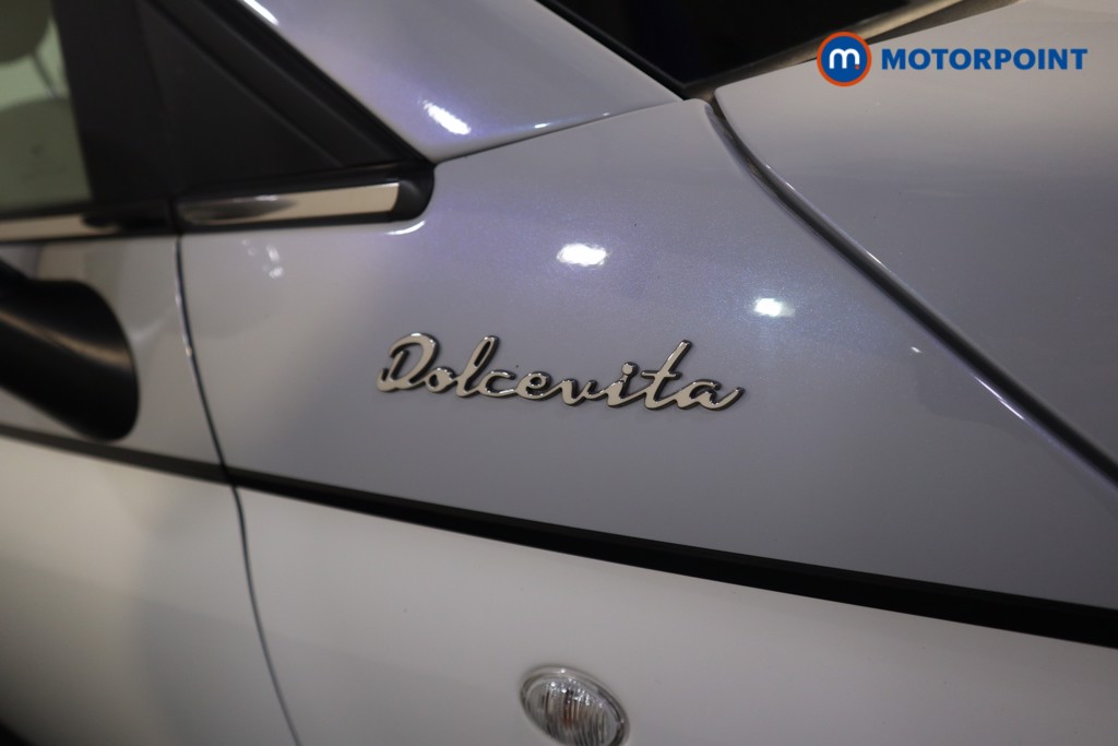 Fiat 500 Dolcevita Manual Petrol-Electric Hybrid Hatchback - Stock Number (1549553) - 11th supplementary image