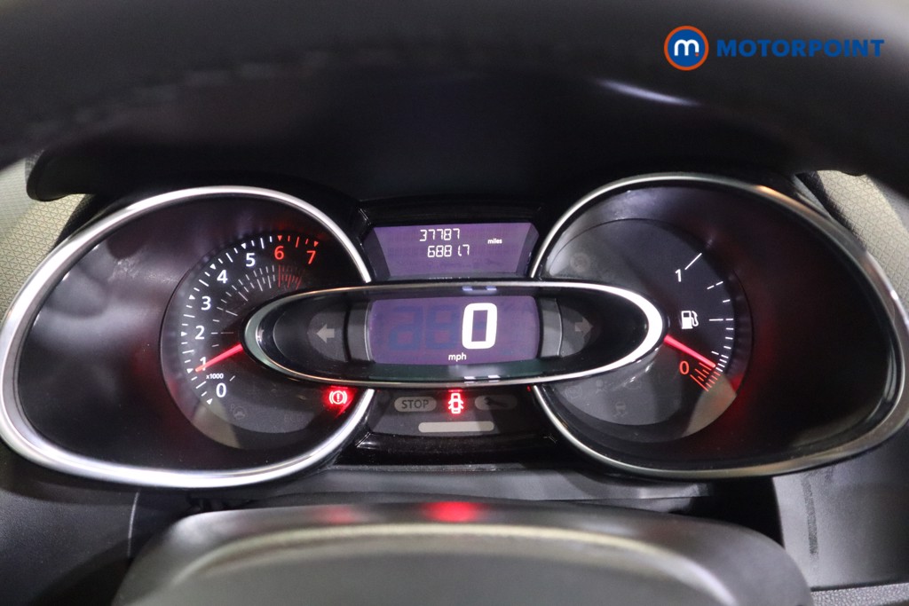 Renault Clio Iconic Manual Petrol Hatchback - Stock Number (1550234) - 3rd supplementary image