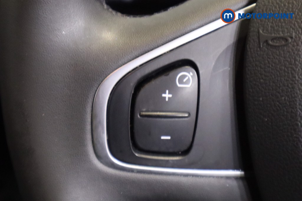 Renault Clio Iconic Manual Petrol Hatchback - Stock Number (1550234) - 15th supplementary image