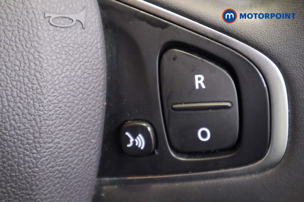 Renault Clio Iconic Manual Petrol Hatchback - Stock Number (1550234) - 16th supplementary image