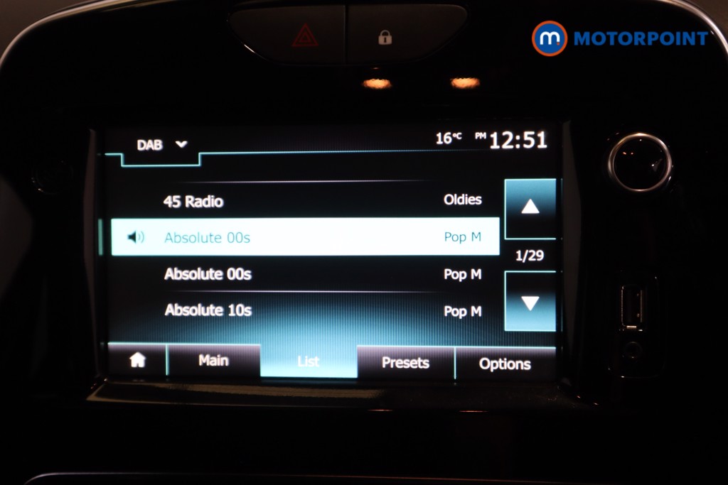 Renault Clio Iconic Manual Petrol Hatchback - Stock Number (1550234) - 19th supplementary image