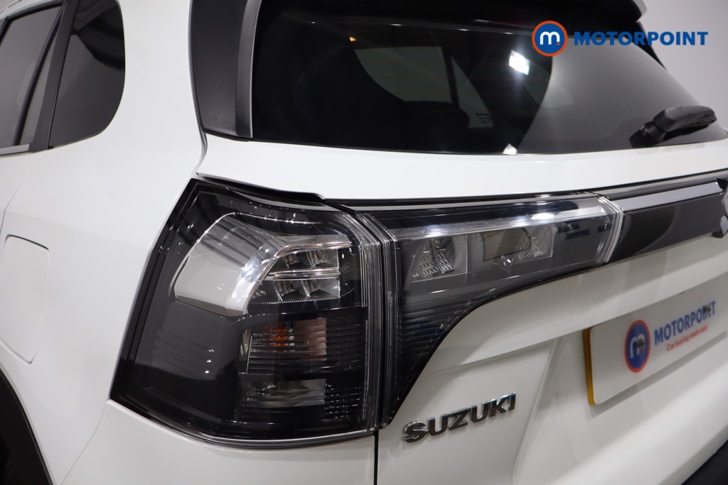 Suzuki S-Cross Ultra Automatic Petrol-Electric Hybrid SUV - Stock Number (1552043) - 30th supplementary image