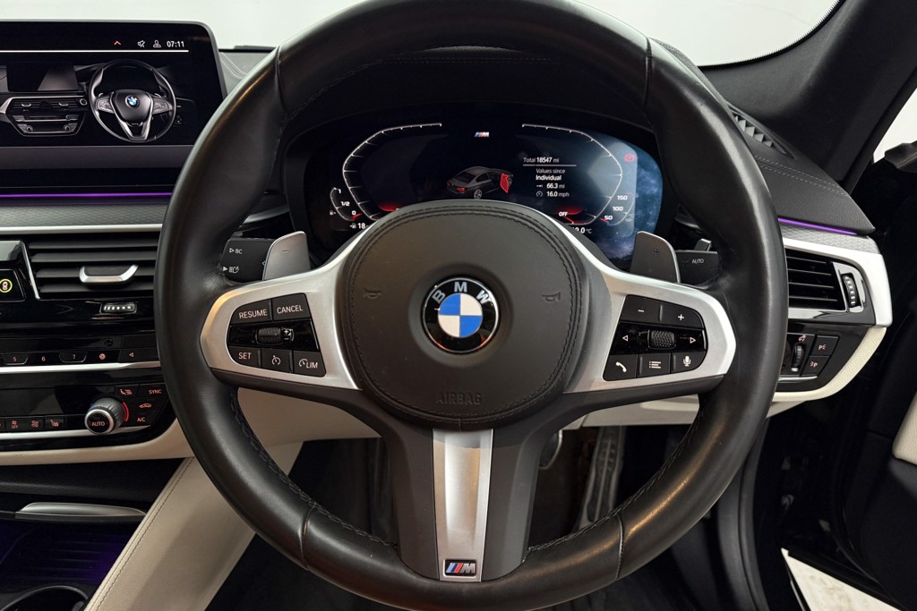 BMW 5 Series M Sport Automatic Diesel Saloon - Stock Number (1552164) - 3rd supplementary image
