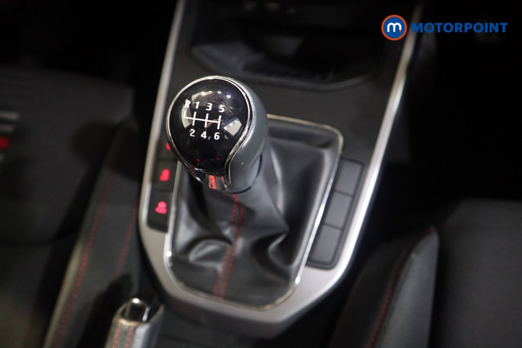 Seat Arona FR Manual Petrol SUV - Stock Number (1552210) - 9th supplementary image