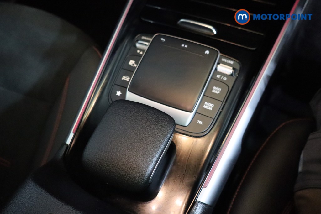 Mercedes-Benz GLB Amg Line Automatic Petrol SUV - Stock Number (1552299) - 8th supplementary image