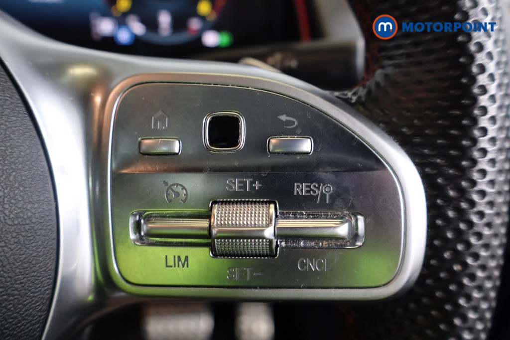 Mercedes-Benz GLB Amg Line Automatic Petrol SUV - Stock Number (1552299) - 10th supplementary image