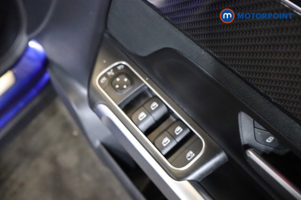 Mercedes-Benz GLB Amg Line Automatic Petrol SUV - Stock Number (1552299) - 14th supplementary image
