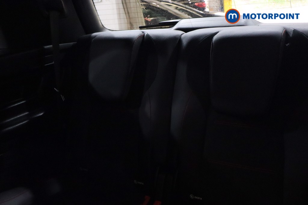 Mercedes-Benz GLB Amg Line Automatic Petrol SUV - Stock Number (1552299) - 21st supplementary image