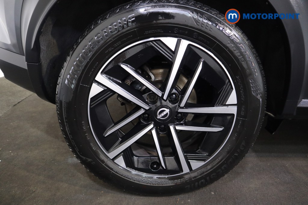 Nissan Juke N-Connecta Manual Petrol SUV - Stock Number (1552733) - 14th supplementary image