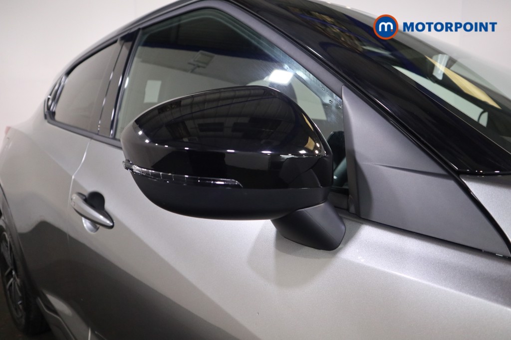 Nissan Juke N-Connecta Manual Petrol SUV - Stock Number (1552733) - 22nd supplementary image