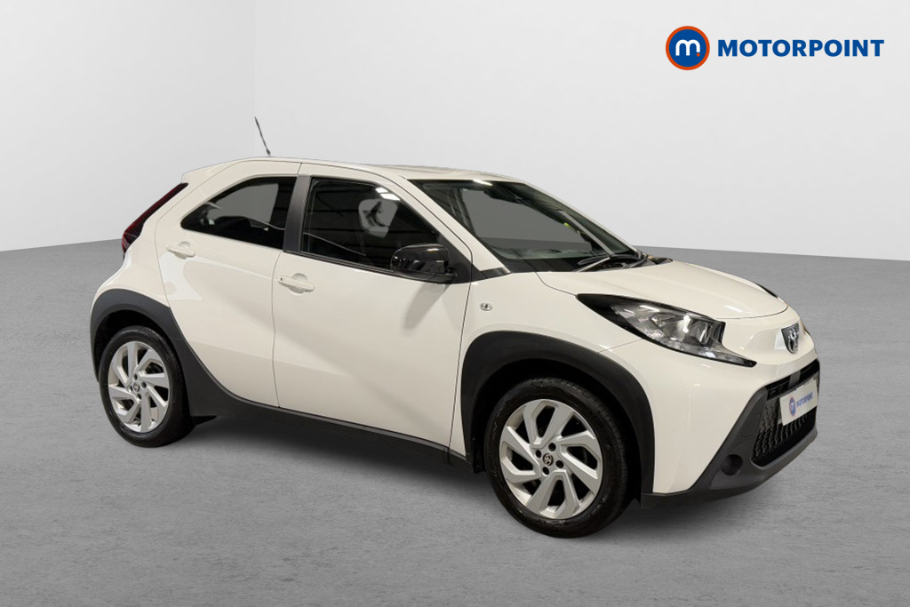 Toyota Aygo X Pure Manual Petrol Hatchback - Stock Number (1553348) - Drivers side front corner