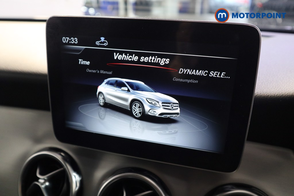 Mercedes-Benz GLA Amg Line Manual Petrol SUV - Stock Number (1553669) - 6th supplementary image