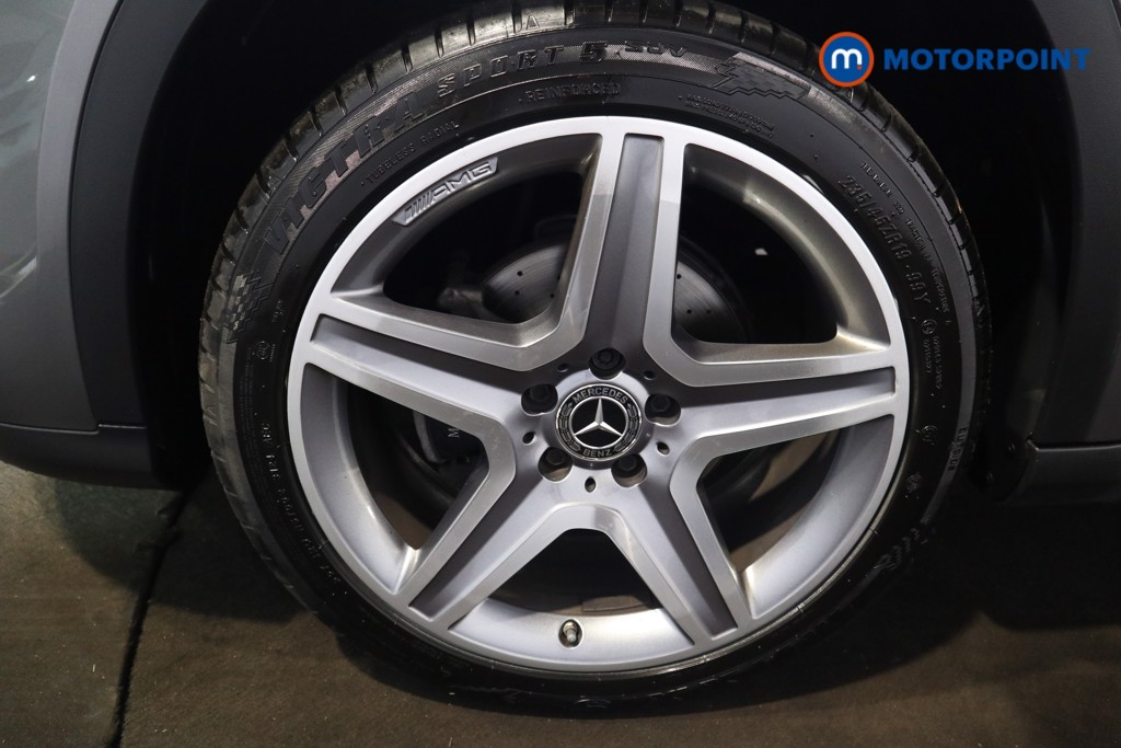 Mercedes-Benz GLA Amg Line Manual Petrol SUV - Stock Number (1553669) - 19th supplementary image